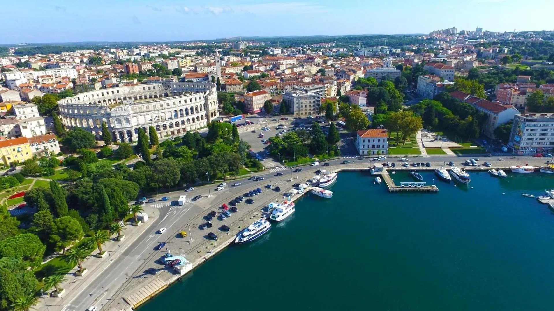Prázdninový dům Ferienhaus Fuer 6 Personen Ca 90 Qm In Krnica, Istrien Bucht Von Rasa Chorvatsko